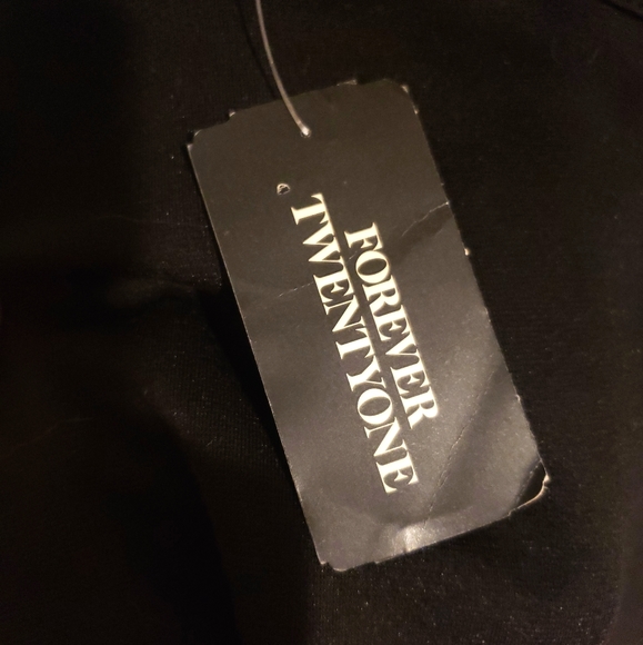 *2 for 20* BNWT Forever 21 Black Skirt w/ Zipper - Picture 5 of 6